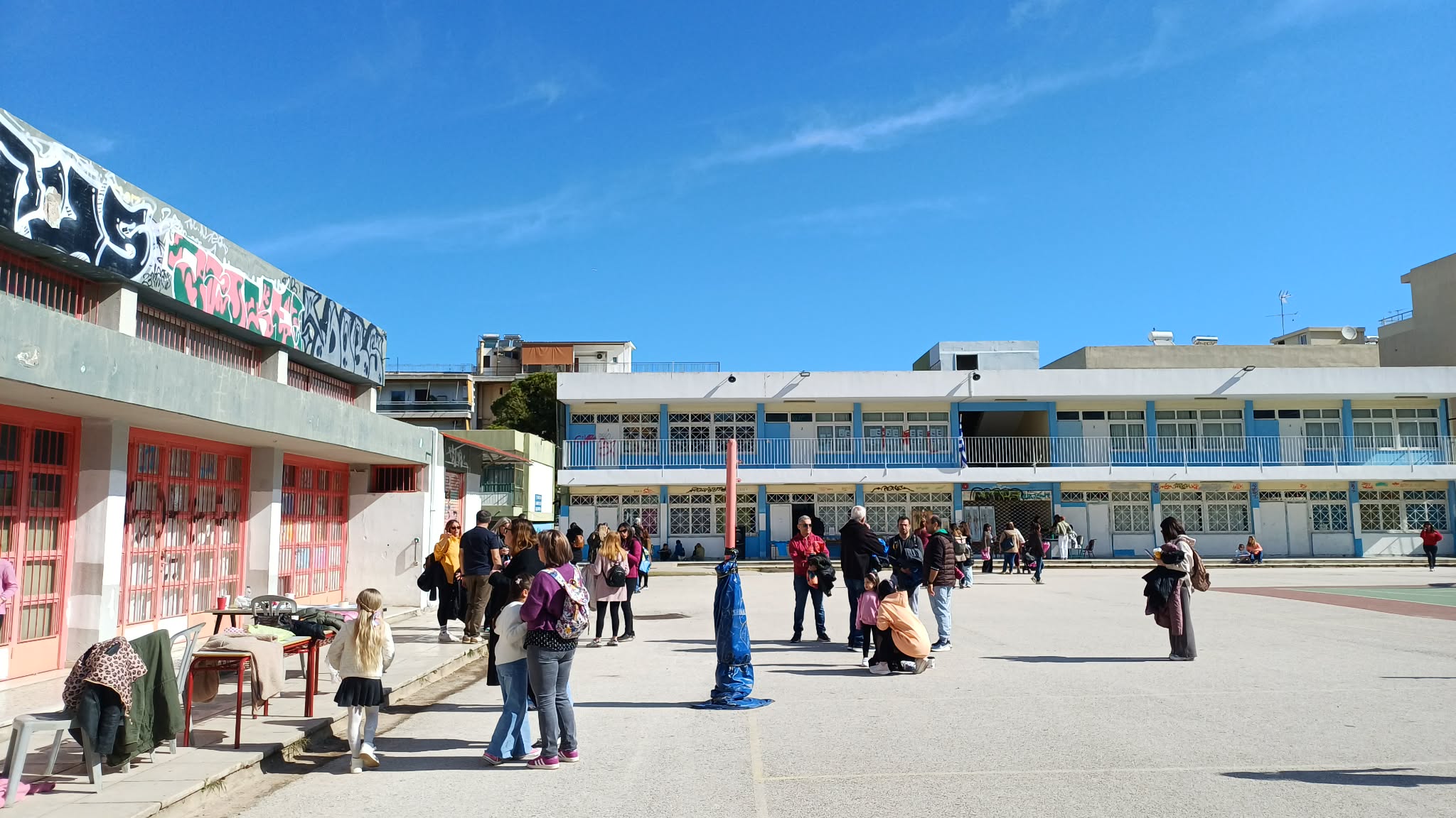 robot, toy, machine, technology, robotic, cyborg, artificial, futuristic, fiction, figurine, toys, figure, cute, humanoid, android, robots, mechanical